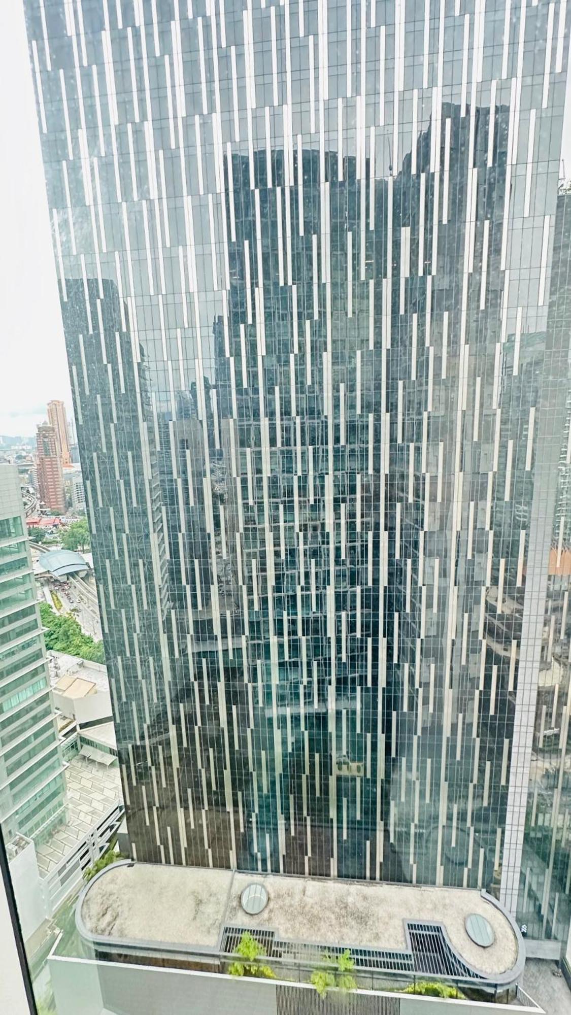 Soho Suites Klcc By Angel Kuala Lumpur Esterno foto