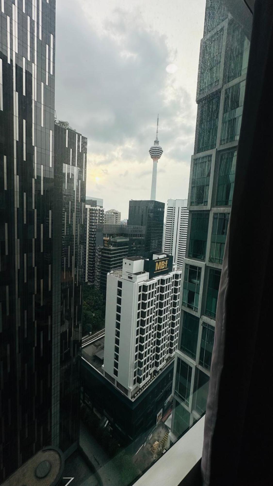 Soho Suites Klcc By Angel Kuala Lumpur Esterno foto